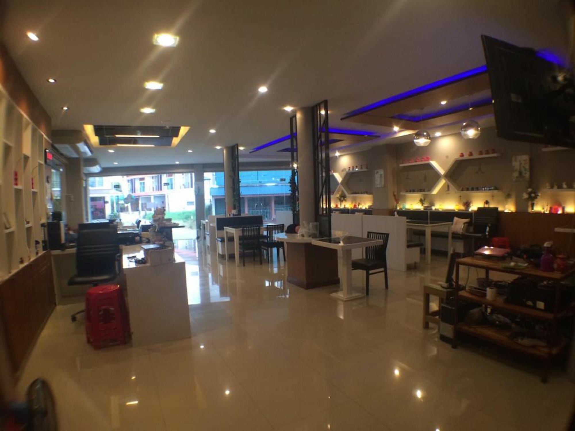 Bannita Hotel Hat Yai Buitenkant foto